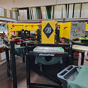 in house services online store